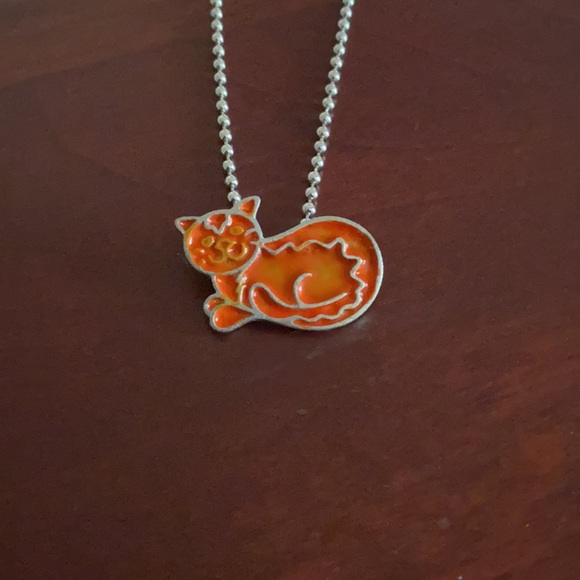 Orange cat necklace - Picture 2 of 2